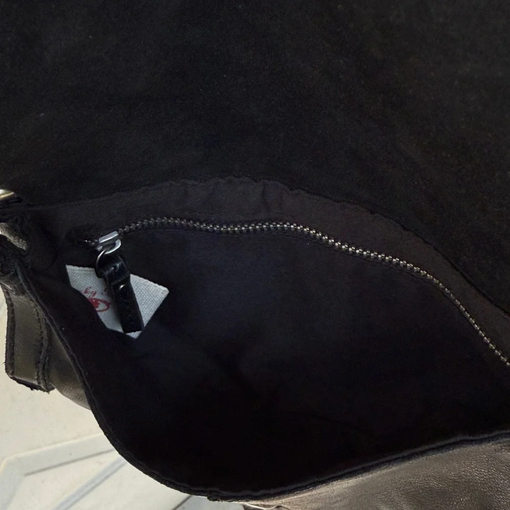 Lucky Brand Black Leather Crossbody Bag Small Studded Biker Boho Hippie Purse - Picture 8 of 8